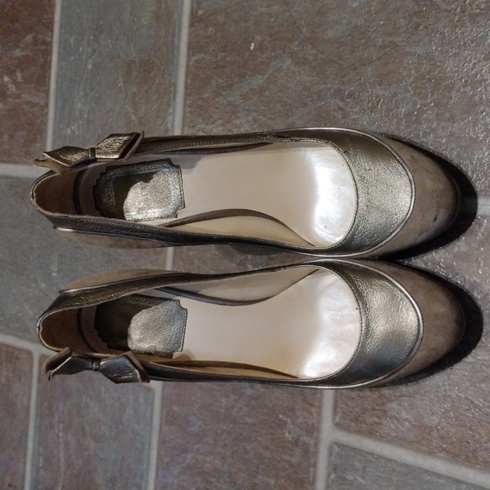 Christian Dior grey taupe taupe gun metal suede platform heel Size 35.5
